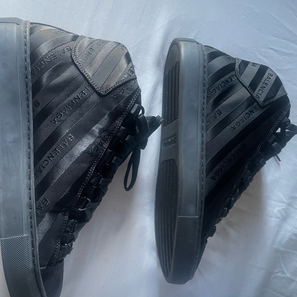 Balenciaga sneakers - Picture 4 of 7
